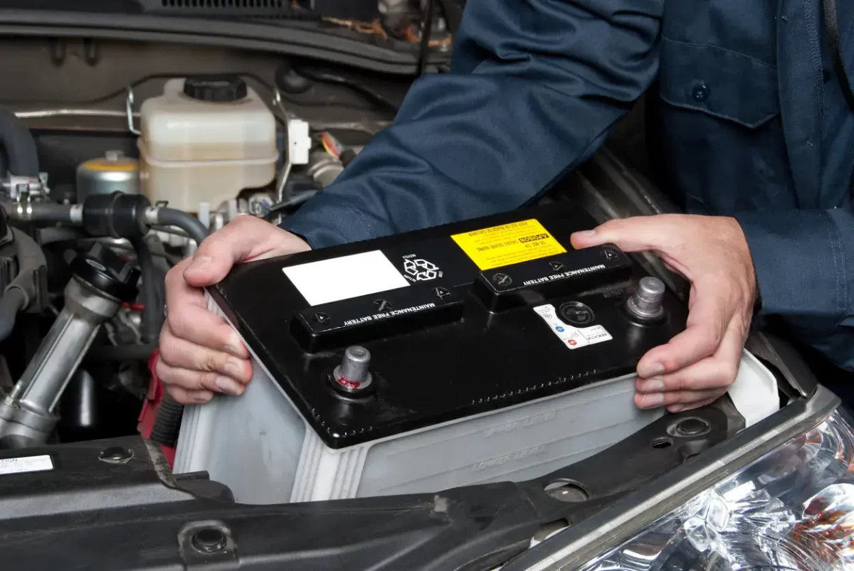 Как проверить аккумулятор в автомобиле без приборов